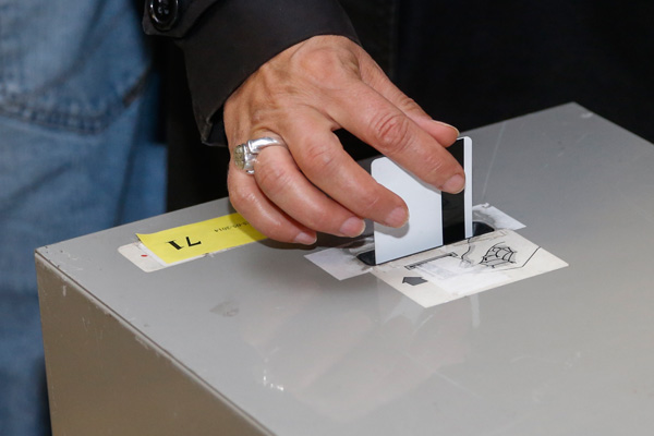 In 4500 Wahllokalen wird elektronisch gewählt