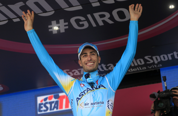 Giro: Radprofi Fabio Aru gewinnt die 15. Etappe
