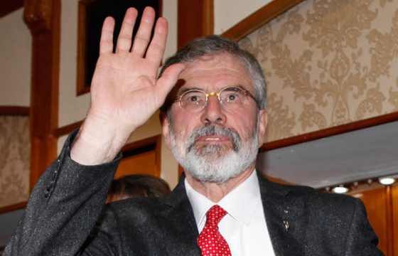 Der nordirische Politiker Gerry Adams nach seiner Freilassung
