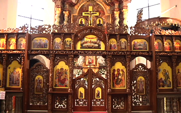 Orthodoxe Gemeinde in Eupen errichtet Ikonostase