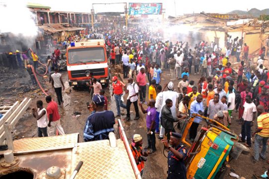 Bombenattentat in Nigeria mit über 100 Toten