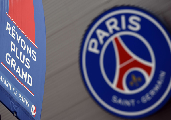 Millionenbuße für Manchester City und Paris Saint-Germain (Archivbild: Franck Fife/AFP)