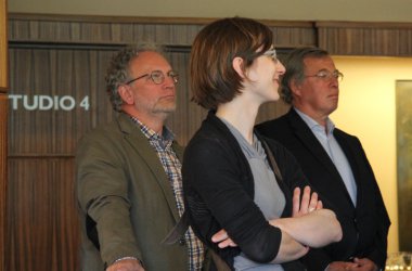 Christine Peterges, Produktionsberaterin im Flagey, mit BRF-Cheftechniker Lothar Kirch und Jean-François Cats, Präsident vom Flagey