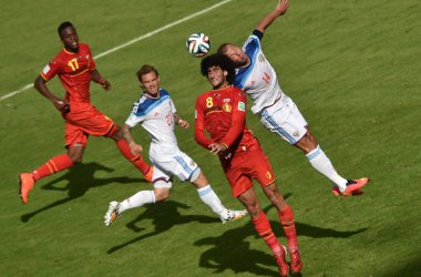Belgien schlägt Russland 1:0 und steht im Achtelfinale - Foto: Yasuyoshi Chiba/AFP