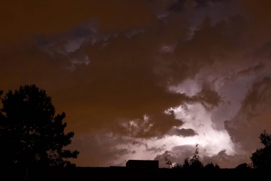 Weiter schwere Unwetter über Belgien (Bild: Gavere in der vergangenen Nacht)