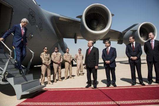 US-Außenminister John Kerry bei seiner Ankunft in der kurdischen Hauptstadt Erbil