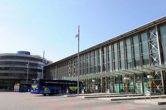 An der Busstation Saint-Charles in Marseilles wurde der Verdächtige festgenommen