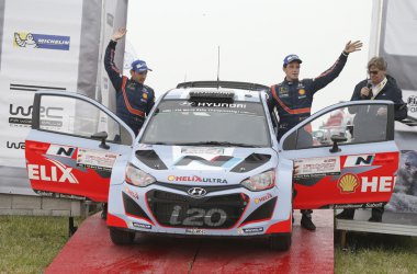 Platz drei in Polen: Nicolas Gilsoul und Thierry Neuville