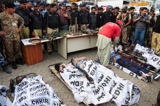 Anschlag auf Flughafen von Karachi: Mindestens 28 Menschen getötet