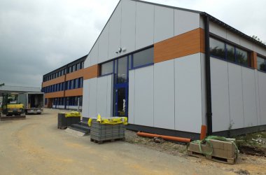 Schulausbau in Amel: Zusatzkonvention wegen Umzugs des Kindergartens unterzeichnet