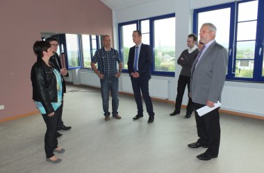 Schulausbau in Amel: Zusatzkonvention wegen Umzugs des Kindergartens unterzeichnet