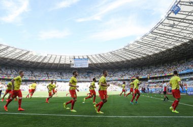 Rote Teufel beim Warmlaufen