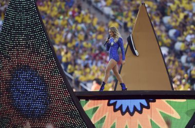 Eröffnungzeremonie der Fußball-WM in Sao Paulo/Brasilien: Claudia Leitte