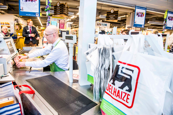 Supermarkt Kasse im Delhaize (Bild: Nicolas Lambert BELGA)