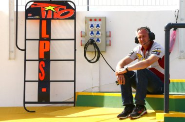 MarcVDS-Teamchef Michael Bartholemy beim GP von Argentinien