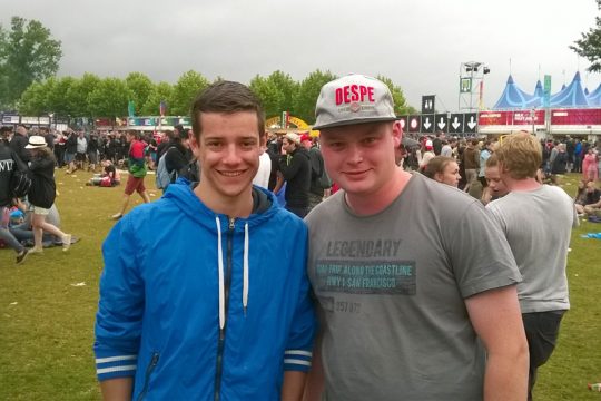 Stefan Drömmer und Marius Küpper auf der Werchter-Wiese