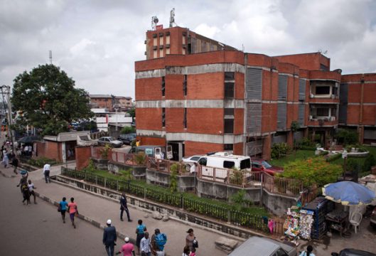 Erster Ebola-Fall in Nigeria: Liberianer stirbt im Krankenhaus von Lagos
