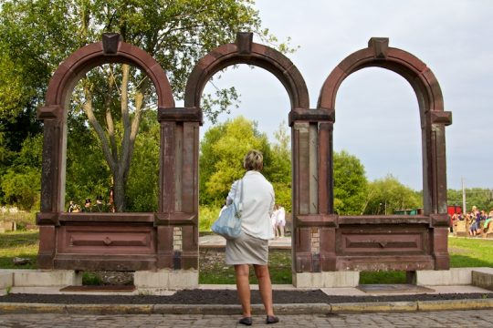 Einweihung der Gedenkstätte Bahnhof Herbesthal