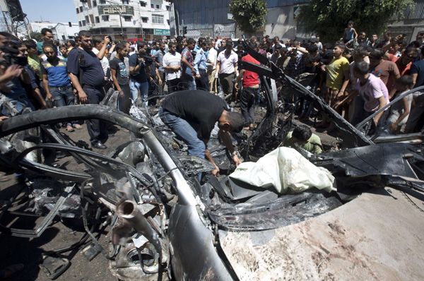 Zerstörtes Auto in Gaza-Stadt (8. Juli)