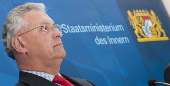 Der bayerische CSU-Politiker Joachim Herrmann (Bild vom 22.8.2011)