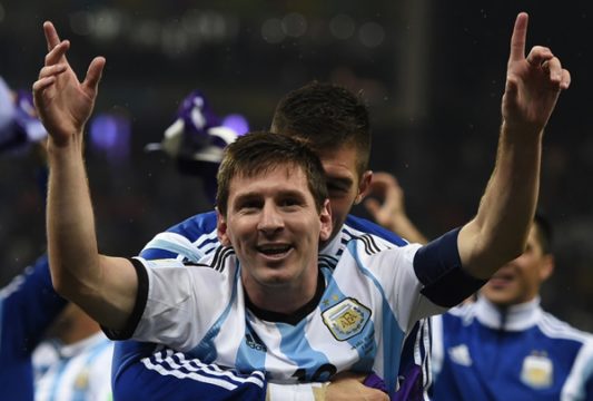 Wer gewinnt das Finale? Messi und Co oder Jogis Jungs?