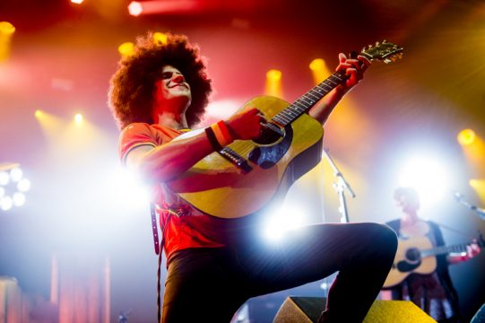 Milow als Marouane Fellaini