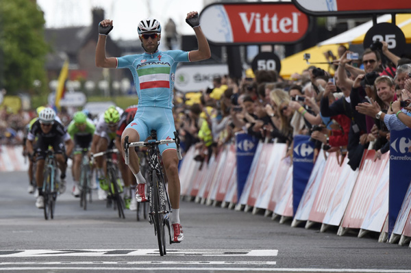 Vincenzo Nibali gewinnt die zweite Etappe der Tour de France