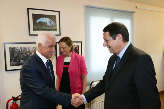 Dervis Eroglu, Lisa Buttenheim und Nikos Anastasiades