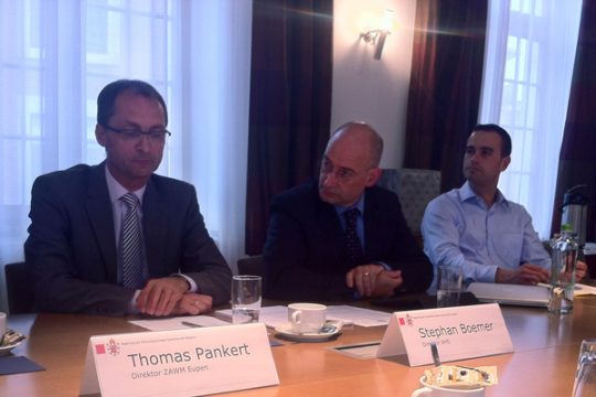 ZAWM und AHS stellen die neuen dualen Bachelorstudiengänge vor