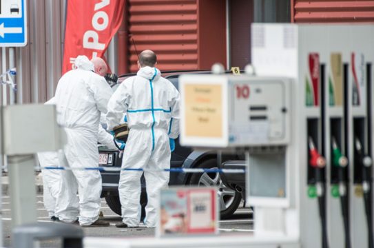 Schießerei an der Raststätte von Barchon - Spurensicherung bei der Arbeit
