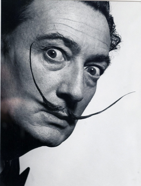 Dali-Portät (Fotografie von Philippe Halsman, 1954) in einer Ausstellung in Philadelphia 2005