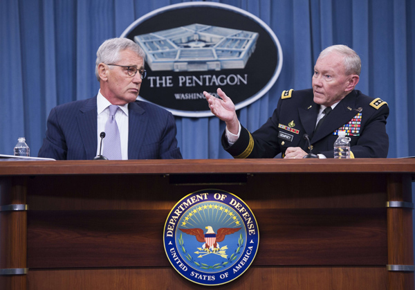 US-Verteidigungsminister Chuck Hagel und Generalstabschef Martin Demspey im Pentagon (21.8.)