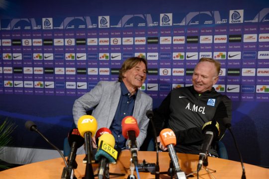 Patrick Janssens (l.) und Alex McLeish