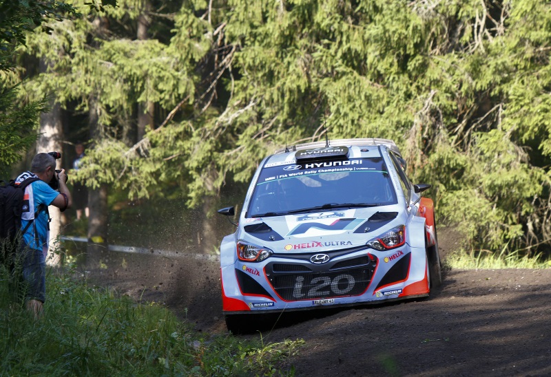 Rallye Finnland: Thierry Neuville im Hyundai i20 WRC