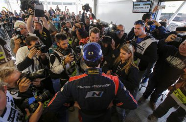 Erster WM-Sieg: Thierry Neuville und Nicolas Gilsoul gewinnen die Rallye Deutschland - Bild: Hyundai Motorsport