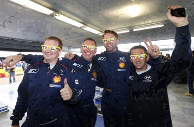 Erster WM-Sieg: Thierry Neuville und Nicolas Gilsoul gewinnen die Rallye Deutschland - Bild: Hyundai Motorsport