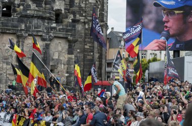 Erster WM-Sieg: Thierry Neuville und Nicolas Gilsoul gewinnen die Rallye Deutschland - Bild: Hyundai Motorsport