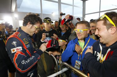 Erster WM-Sieg: Thierry Neuville und Nicolas Gilsoul gewinnen die Rallye Deutschland - Bild: Hyundai Motorsport