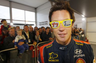 Erster WM-Sieg: Thierry Neuville und Nicolas Gilsoul gewinnen die Rallye Deutschland - Bild: Hyundai Motorsport