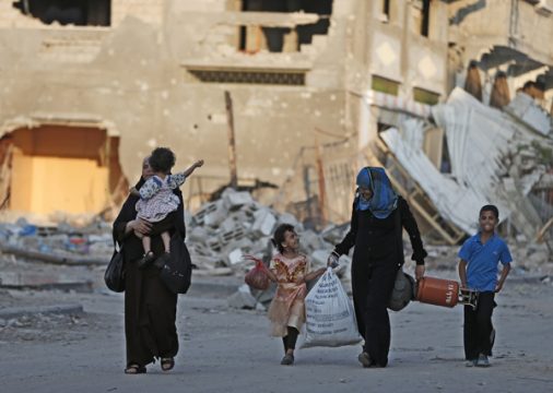 Palästinenser verlassen ihre Nachbarschaft