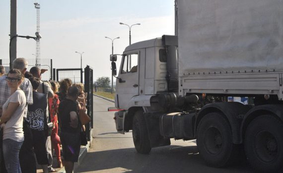 Russischer Konvoi mit Hilfslieferungen für Lugansk