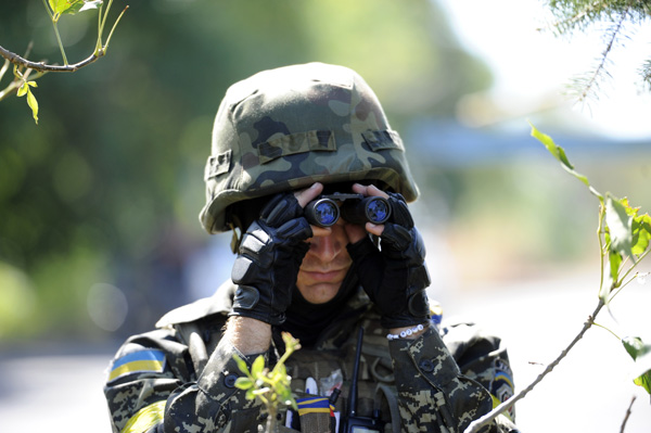 Ukrainischer Freiwilliger in der Nähe von Donetzk