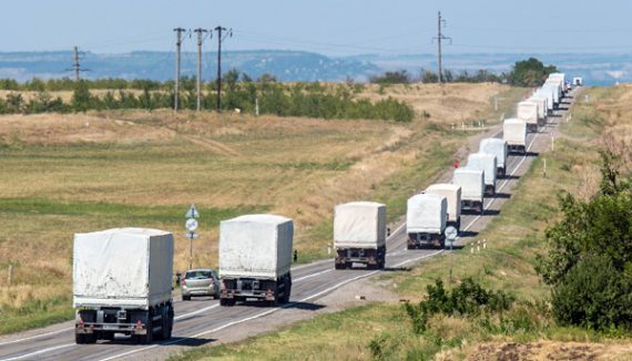 Russischer Hilfskonvoi auf dem Weg in die Ost-Ukraine
