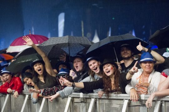 Fêtes de la Wallonie in Namur im Regen