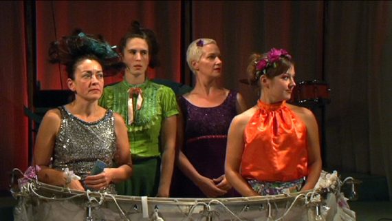 Neues Agora-Stück: "Die Harmonie der Gefiederten"