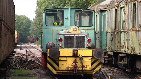 Historischer Zug im Bahnhof von Hombourg