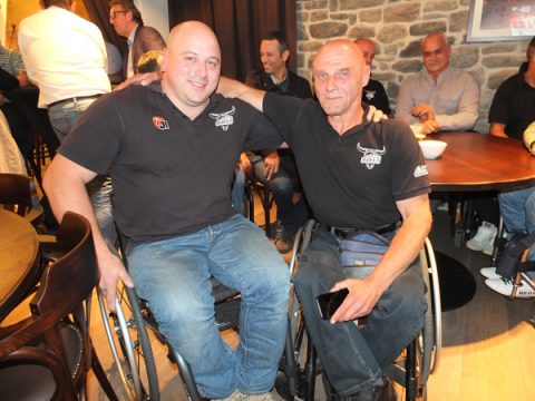 Halten bei den Roller Bulls gemeinsam die Zügel in der Hand: Stefan Veithen (l.) und der neue Spielertrainer Marc De Vos.