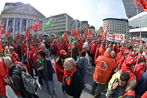 Gewerkschaften protestieren in Brüssel gegen Sparpolitik