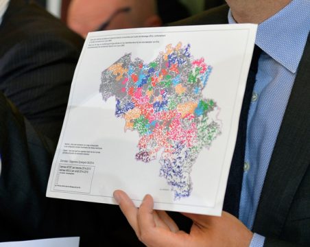 Melchior Wathelet stellt den Abschaltungsplan von Stromnetzbetreiber Elia vor