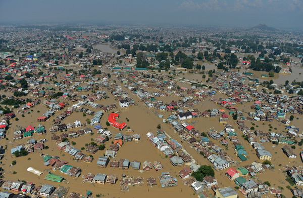 Die Stadt Srinagar im indischen Bundesstaat Kashmir